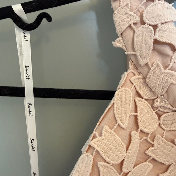 Bardot Gemma Floral Lace Dress in Blush Pink - Picture 6 of 7